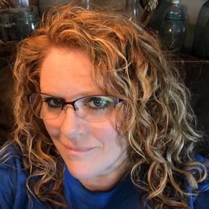 Meet your Posher, Deanna